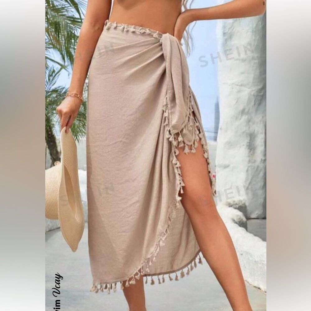 Beach cover up   Color is khaki  one size